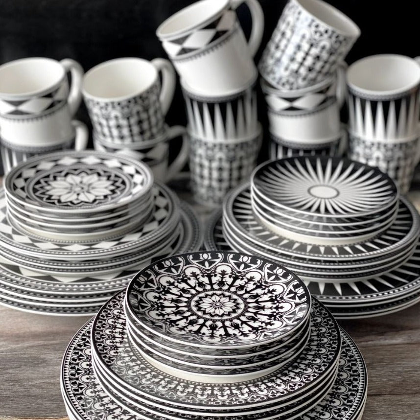 Casablanca Black and White Dinnerware Collection Timothy De Clue Collection