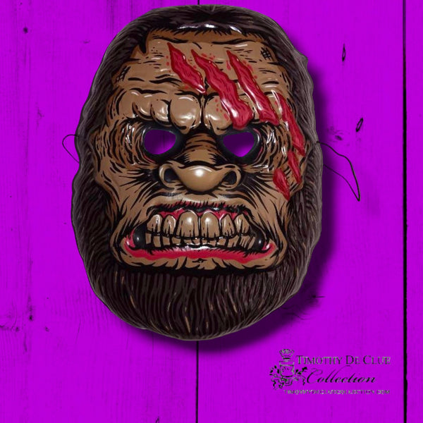 Vintage Inspired Harry the Sasquatch Halloween Mask Decoration
