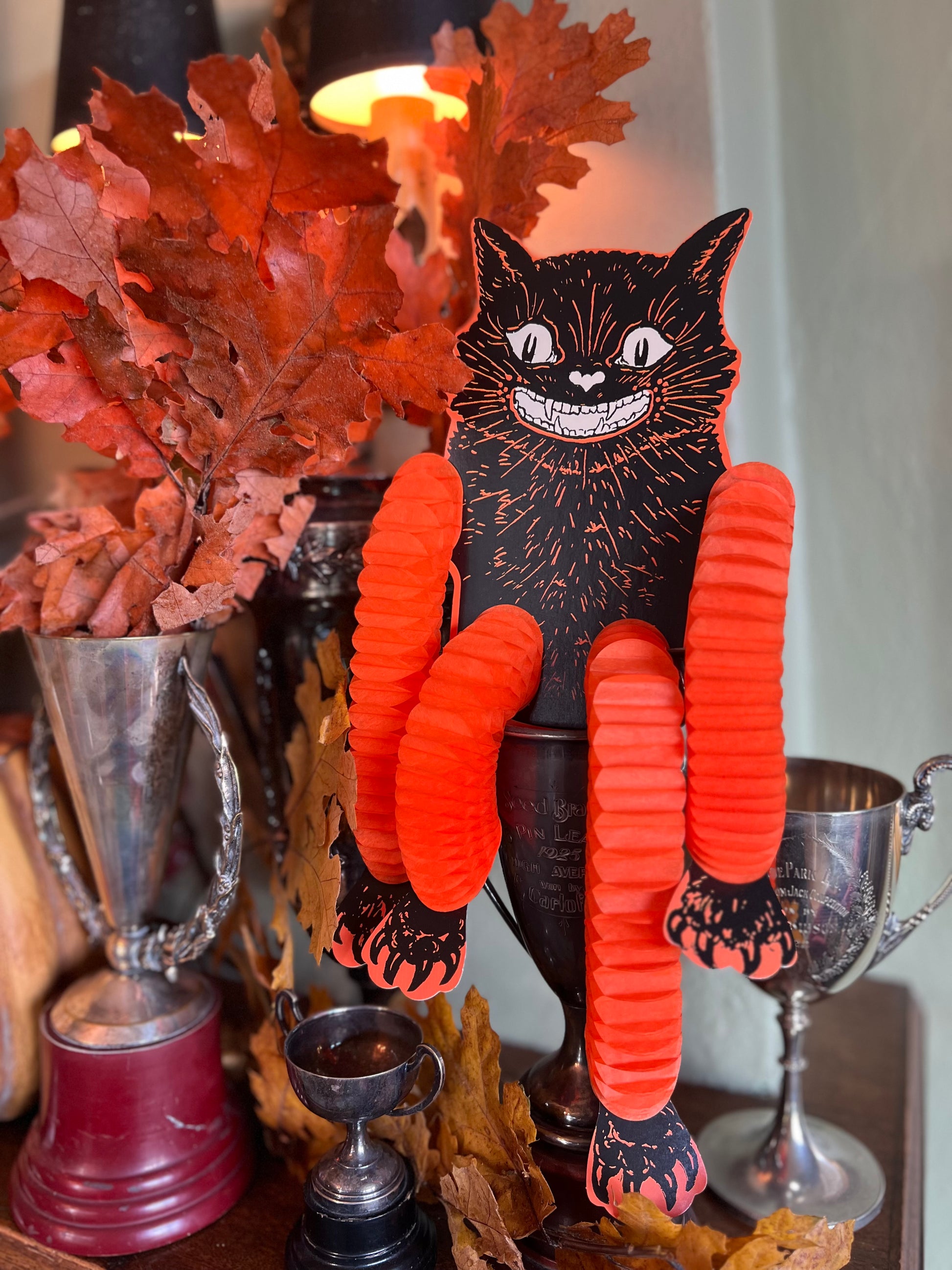 Vintage Inspired Halloween Tissue Dancers 14". 3/pkg