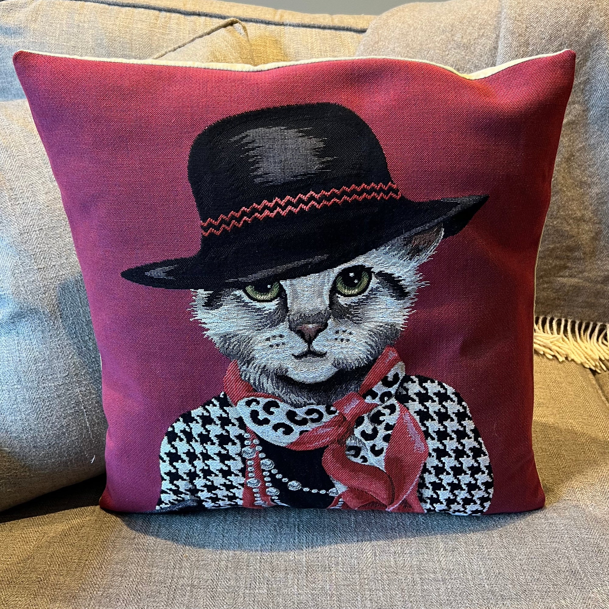 Glamour Cat Houndstooth Pillow Cover | Toss Pillow Timothy De Clue Collection
