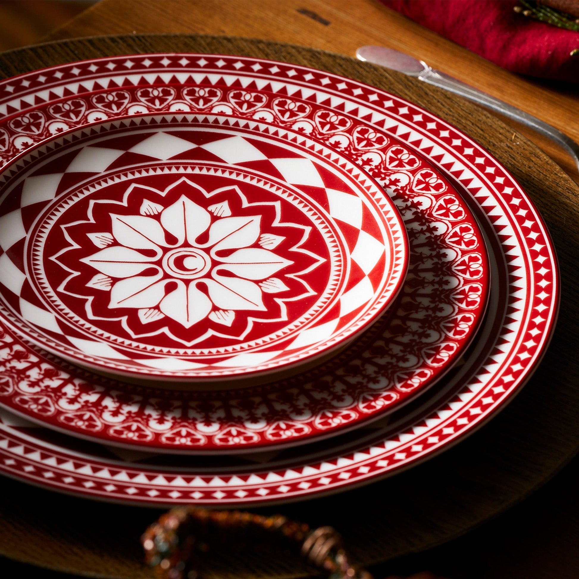 Fez Rimmed Dinner Plate