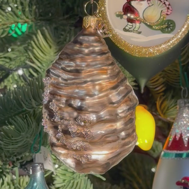 Treasure of the Sea Oyster -TDC Sealife Christmas Collection