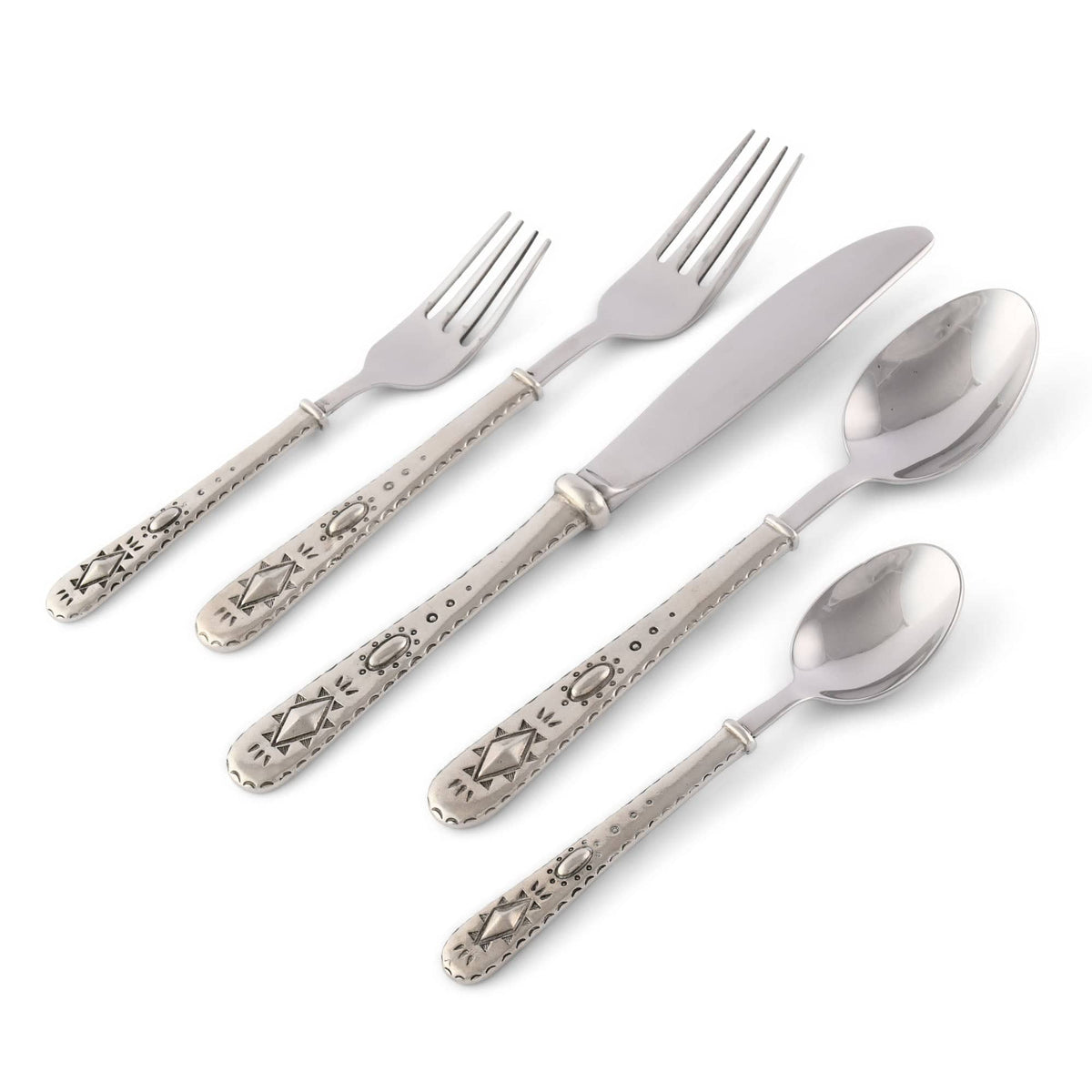 Concho Flatware five-piece set with decorative handles in silver tone.